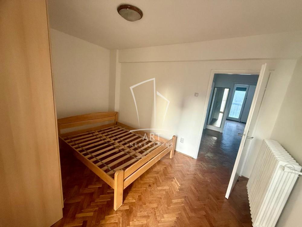 Slika 6 - Bulevar despota Stefana, Trosoban stan za izdavanje, 88m2, 800€