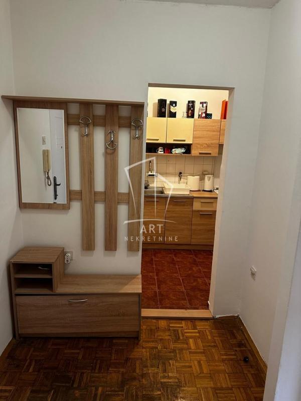 Slika 3 - Mirijevski Venac, Jednoiposoban stan na prodaju, 39m2, 125.000€