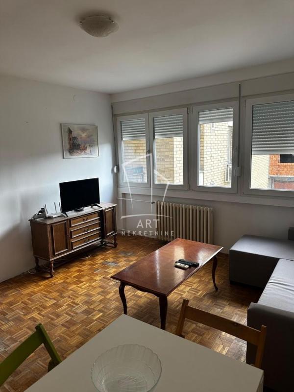 Slika 1 - Mirijevski Venac, Jednoiposoban stan na prodaju, 39m2, 125.000€