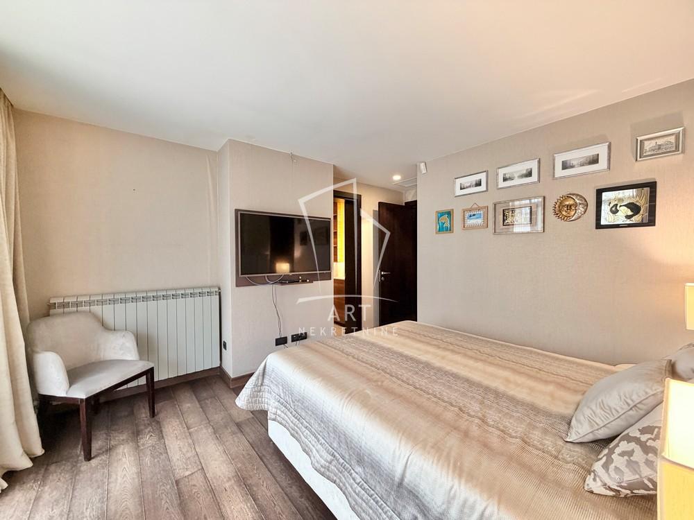 Slika 9 - Drinićka, Petosoban stan na prodaju, 172m2, 849.000€