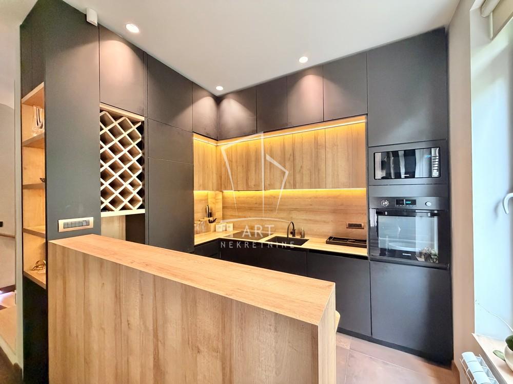 Slika 3 - Drinićka, Petosoban stan na prodaju, 172m2, 849.000€