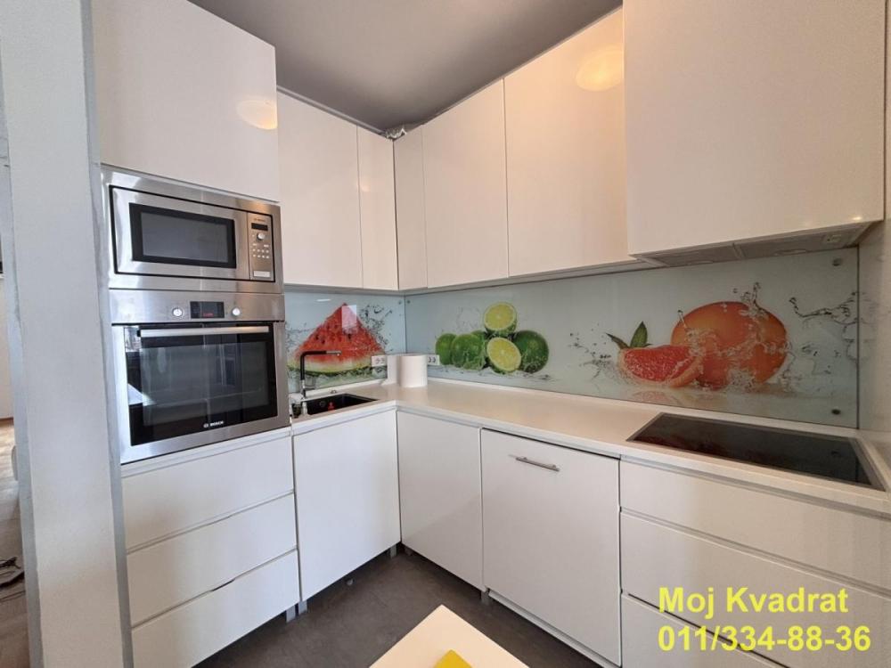 Slika 2 - Četvoroiposoban stan na prodaju, 108m2, 320.000€