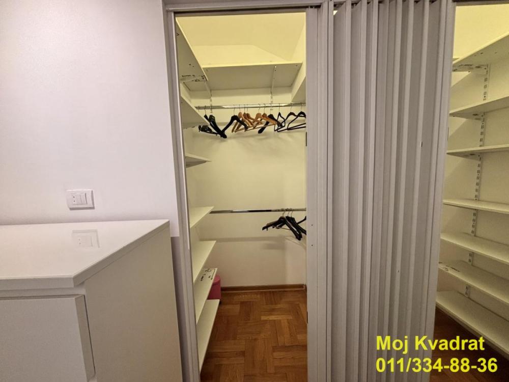 Slika 10 - Četvoroiposoban stan na prodaju, 108m2, 320.000€