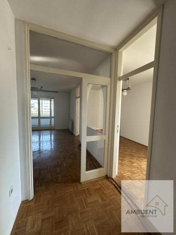 Slika 3 - Troiposoban stan za izdavanje, 88m2, 800€