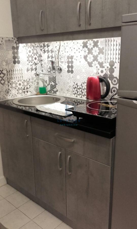 Slika 6 - Žorža Klemansoa, Jednosoban stan za izdavanje, 37m2, 500€