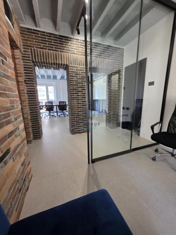 Slika 9 - Sarajevska,  Lokal za izdavanje, 70m2, 1.450€
