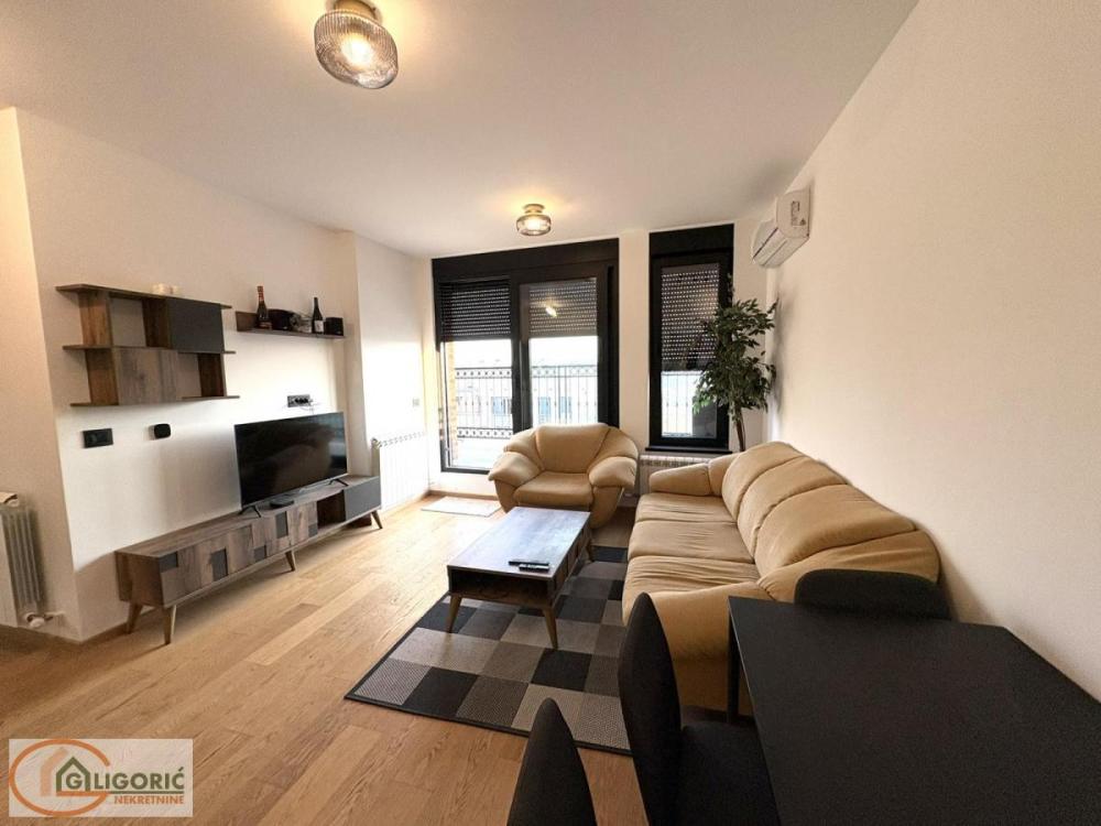 Slika 2 - Troiposoban stan za izdavanje, 80m2, 1.000€