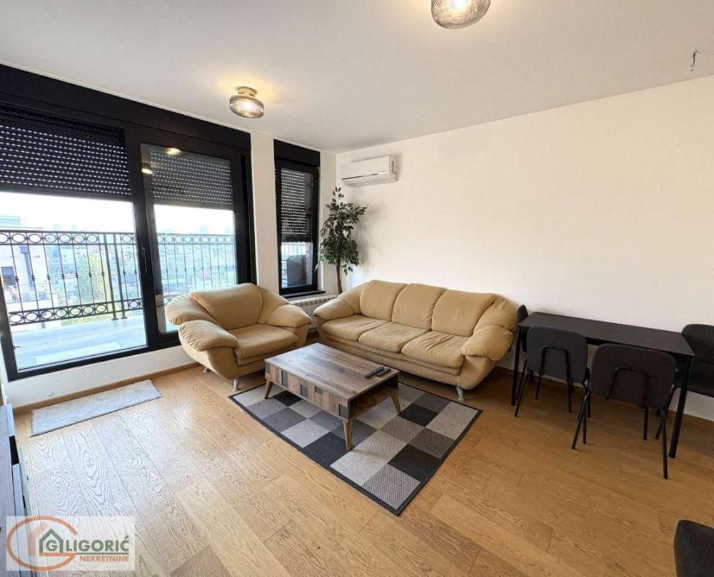 Slika 1 - Troiposoban stan za izdavanje, 80m2, 1.000€
