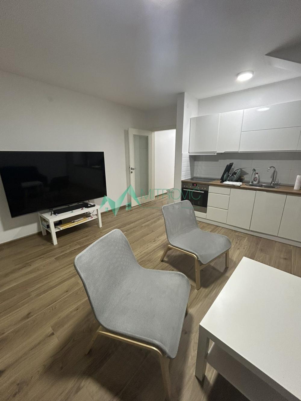 Slika 1 -  Lokal za izdavanje, 427m2, 2.800€