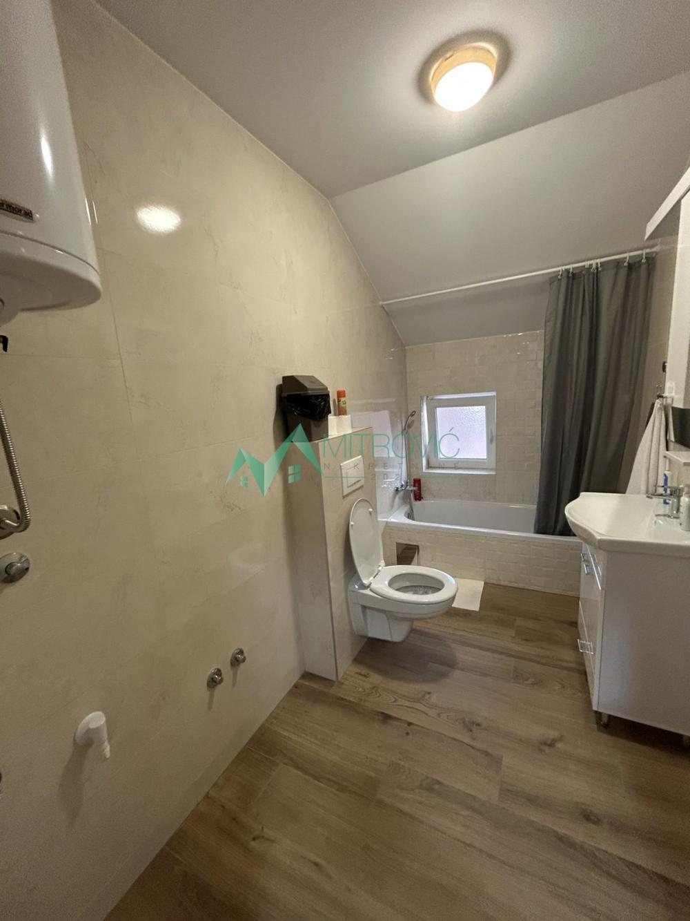 Slika 7 -  Lokal za izdavanje, 427m2, 2.800€