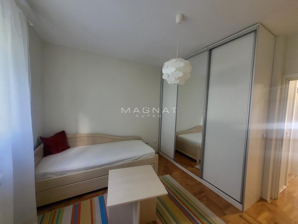 Slika 7 - Nedeljka Gvozdenovića, Trosoban stan za izdavanje, 76m2, 700€
