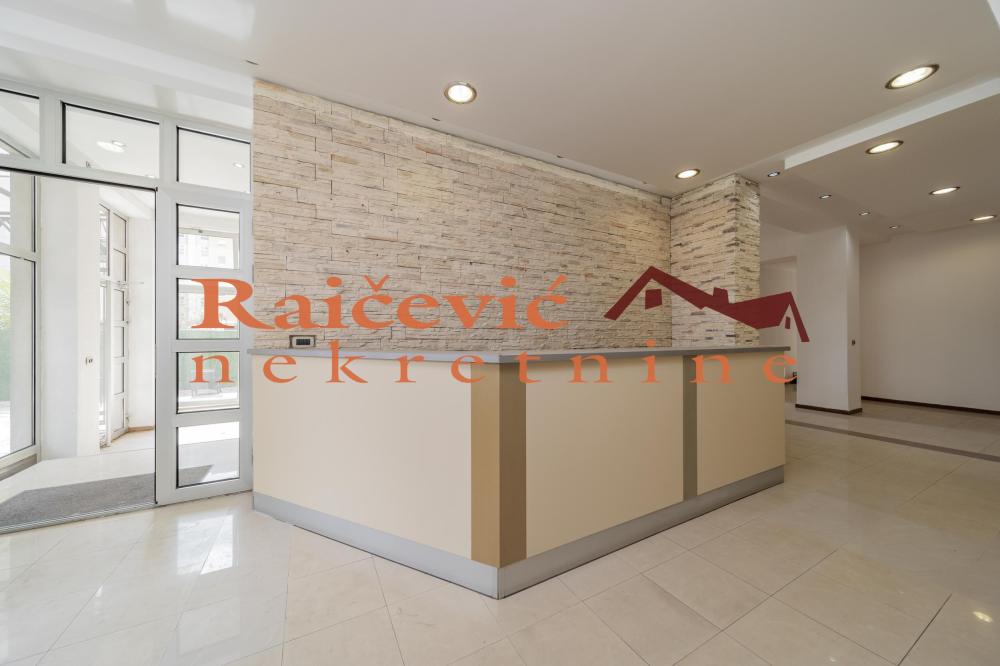Slika 2 - Poenkareova,  Lokal za izdavanje, 1040m2, 15.600€