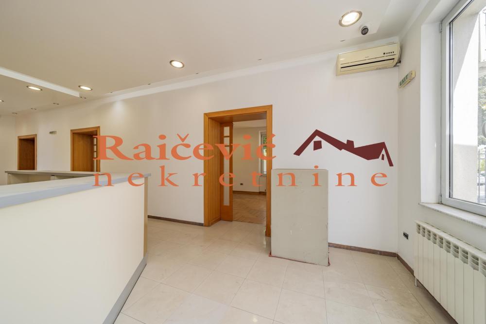 Slika 3 - Poenkareova,  Lokal za izdavanje, 1040m2, 15.600€