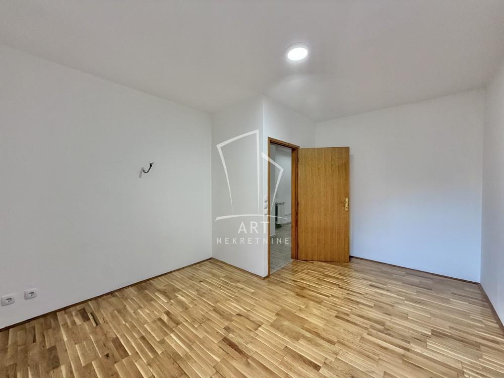 Slika 7 - Živka Davidovića, Trosoban stan na prodaju, 89m2, 263.000€