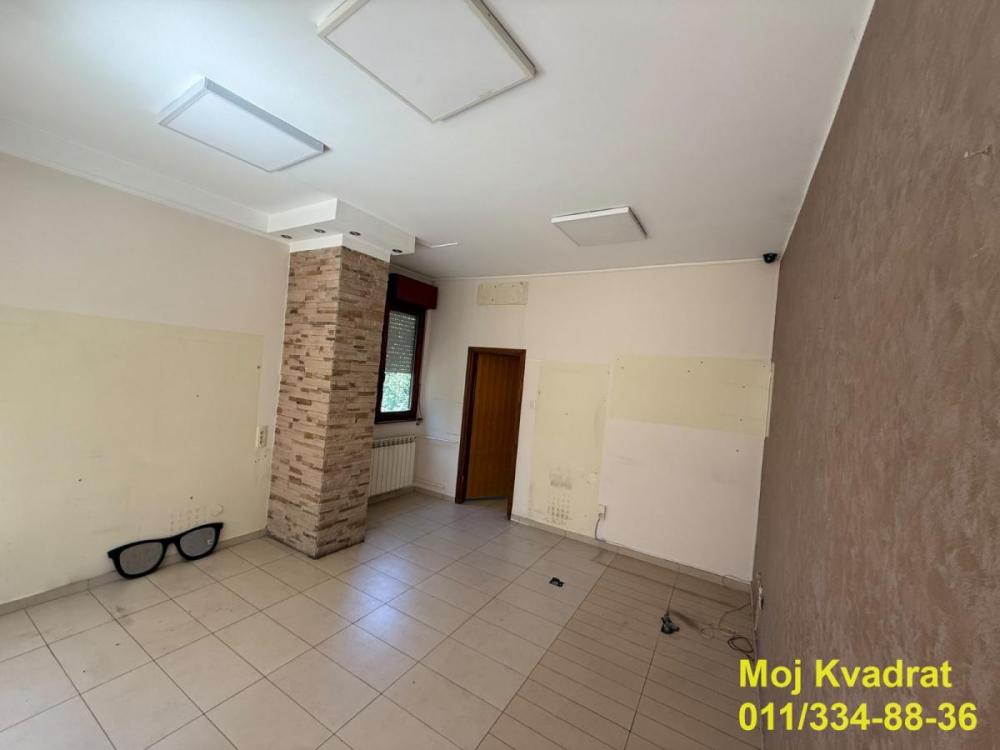 Slika 1 -  Lokal za izdavanje, 24m2, 400€