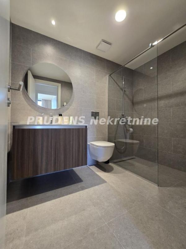 Slika 10 - Luke Ćelovića Trebinjca, Trosoban stan za izdavanje, 72m2, 1.400€