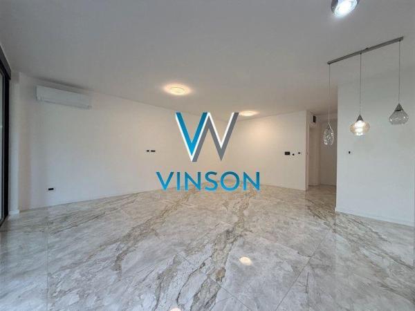 Slika 3 - Radnička,  Lokal za izdavanje, 112m2, 1.680€