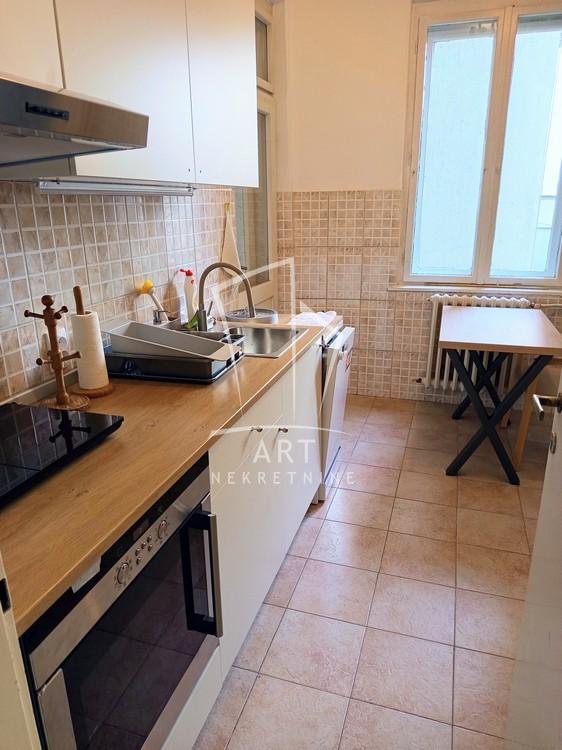 Slika 10 - Njegoševa, Troiposoban stan za izdavanje, 88m2, 1.500€