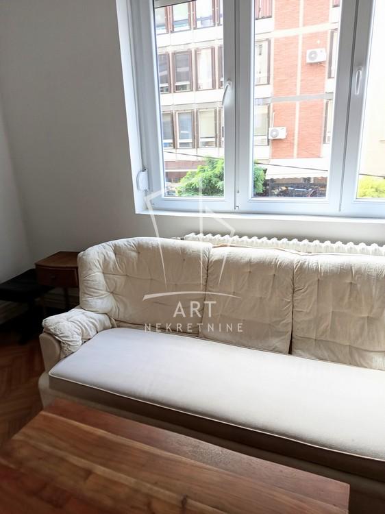 Slika 3 - Njegoševa, Troiposoban stan za izdavanje, 88m2, 1.500€
