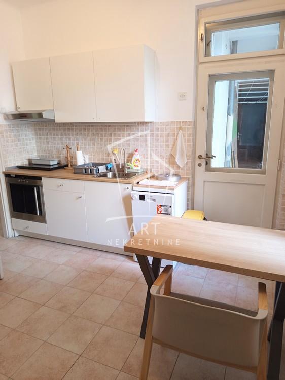 Slika 8 - Njegoševa, Troiposoban stan za izdavanje, 88m2, 1.500€