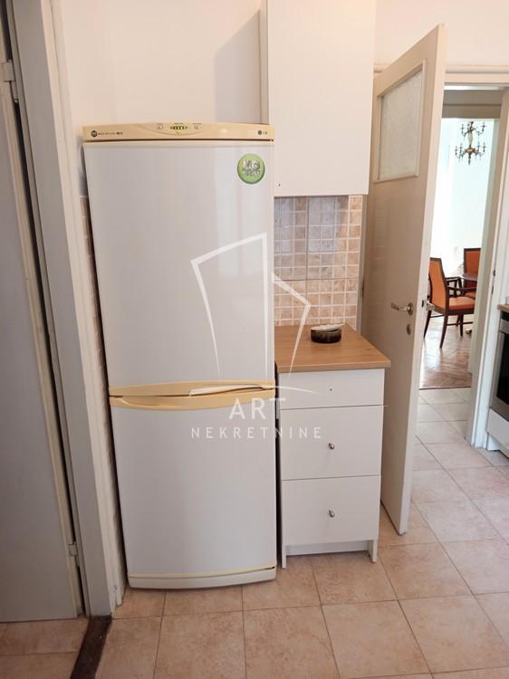 Slika 9 - Njegoševa, Troiposoban stan za izdavanje, 88m2, 1.500€