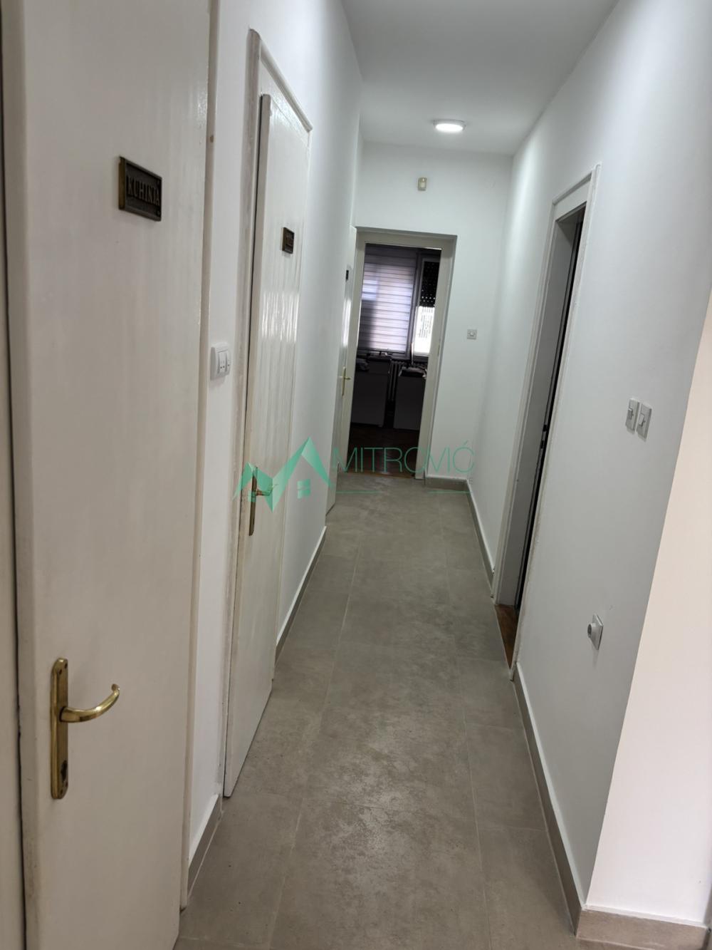 Slika 11 -  Lokal za izdavanje, 120m2, 600€