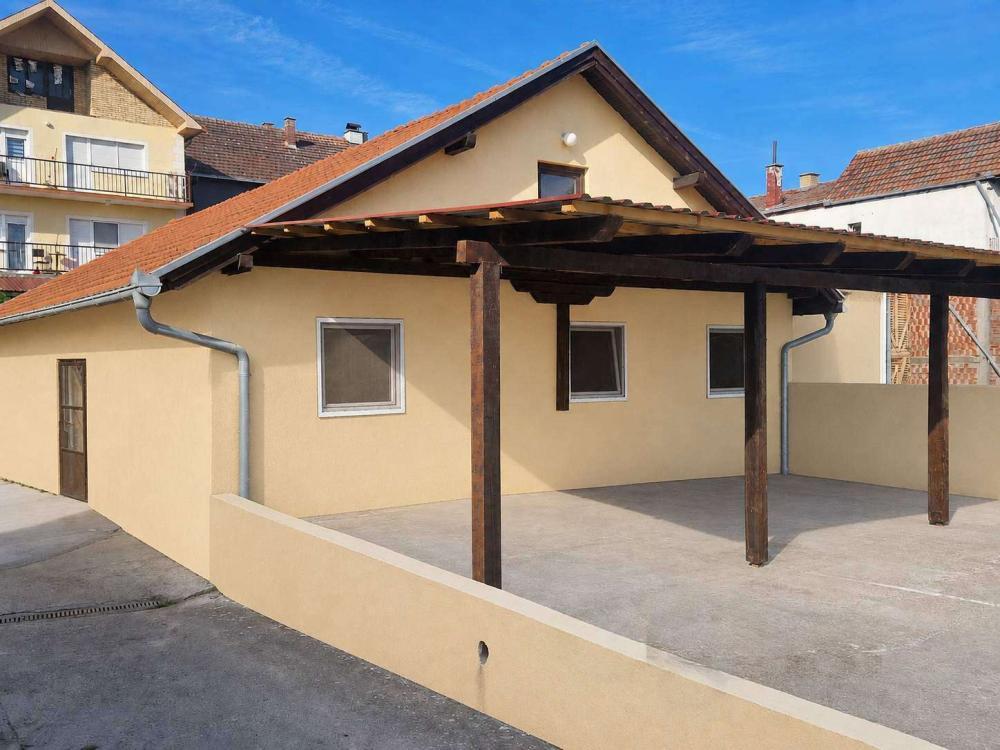 Glavna slika -Sremski Karlovci,  Kuća za izdavanje, 70m2, 80€
