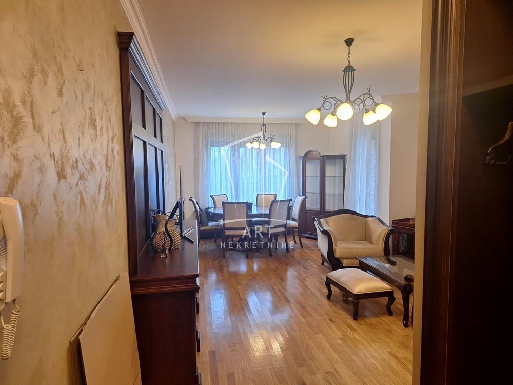Slika 1 - Bulevar Kralja Aleksandra, Trosoban stan za izdavanje, 67m2, 1.000€