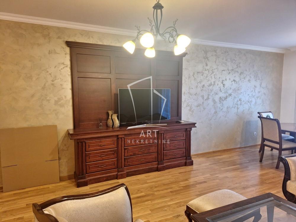 Slika 3 - Bulevar Kralja Aleksandra, Trosoban stan za izdavanje, 67m2, 1.000€