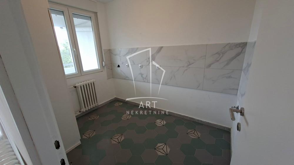 Slika 5 - Blagoja Jovovića, Trosoban stan na prodaju, 77m2, 245.000€