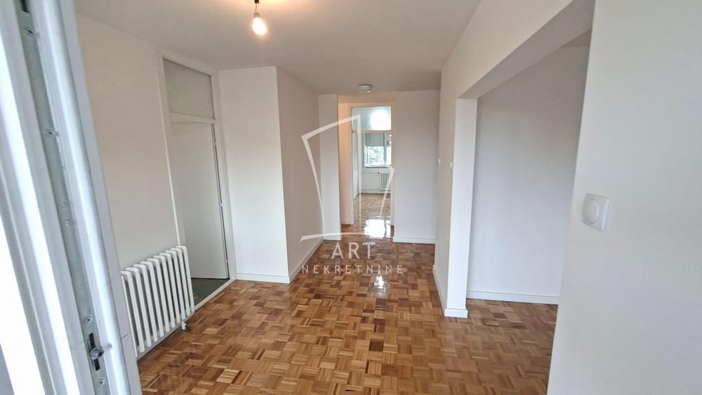Slika 7 - Blagoja Jovovića, Trosoban stan na prodaju, 77m2, 245.000€