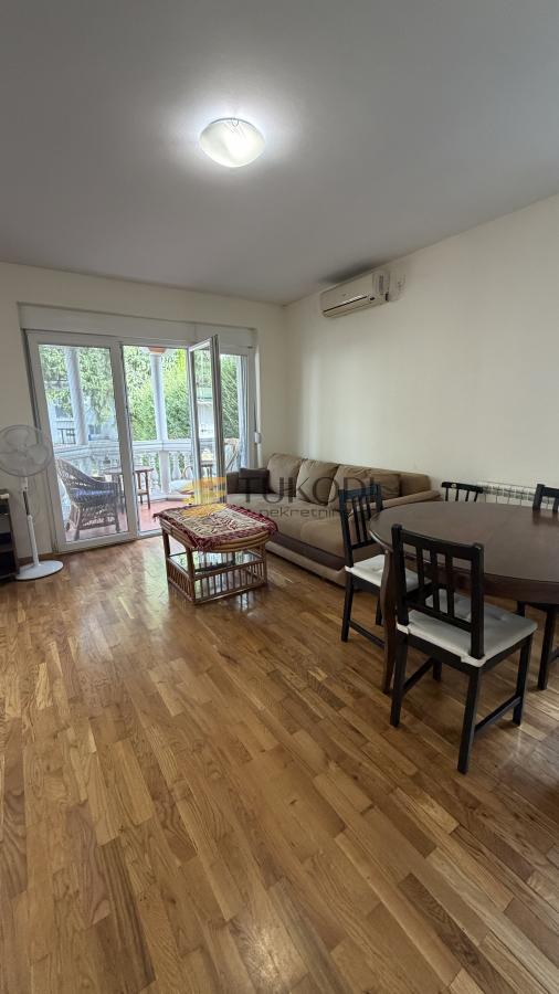 Slika 2 - Trosoban stan za izdavanje, 70m2, 900€