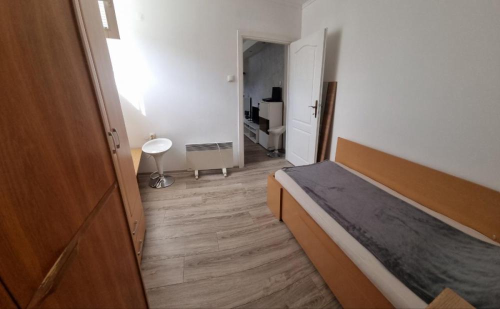 Slika 6 - Jednoiposoban stan na prodaju, 30m2, 60.000€
