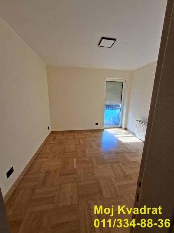 Slika 9 - Četvoroiposoban stan na prodaju, 123m2, 369.000€
