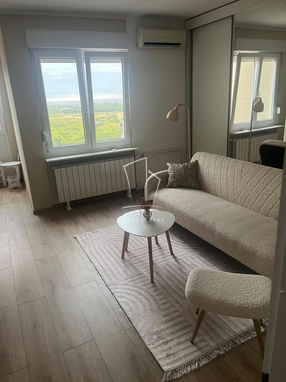 Slika 2 - Poručnika Spasića i Mašere, Dvosoban stan za izdavanje, 50m2, 490€