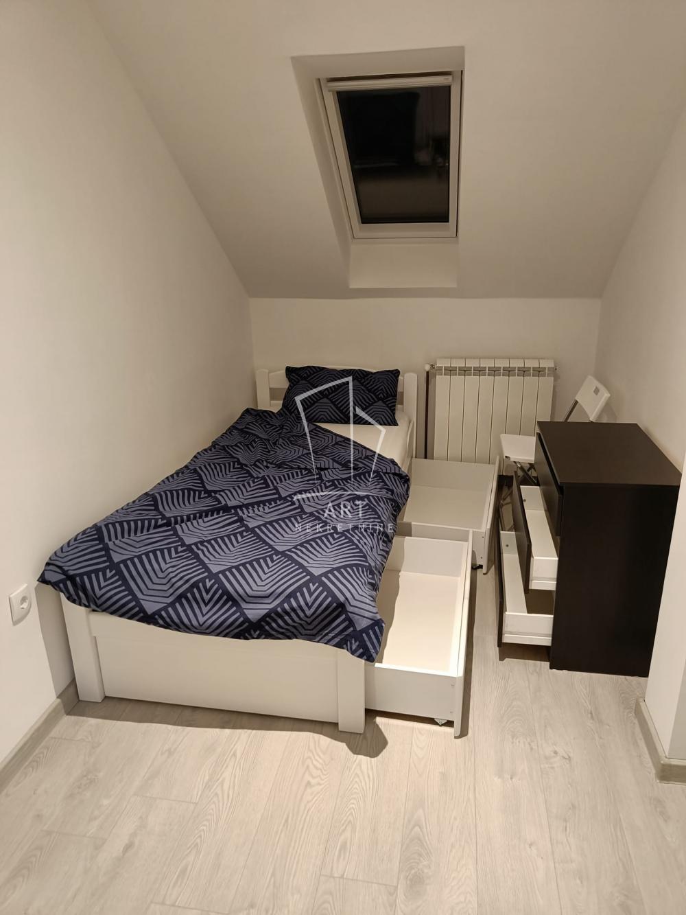 Slika 7 - Vojvođanska, Troiposoban stan za izdavanje, 100m2, 900€