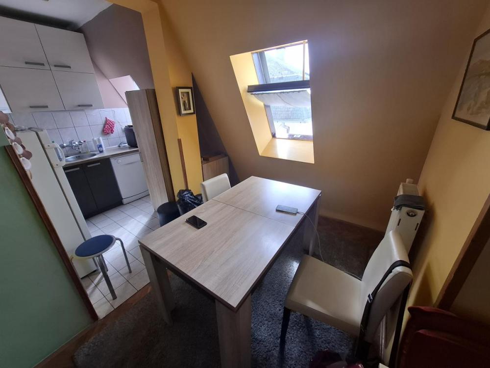 Slika 2 - Dvosoban stan za izdavanje, 49m2, 500€