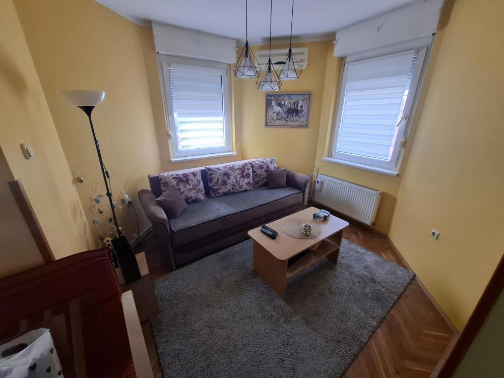 Slika 1 - Dvosoban stan za izdavanje, 49m2, 500€