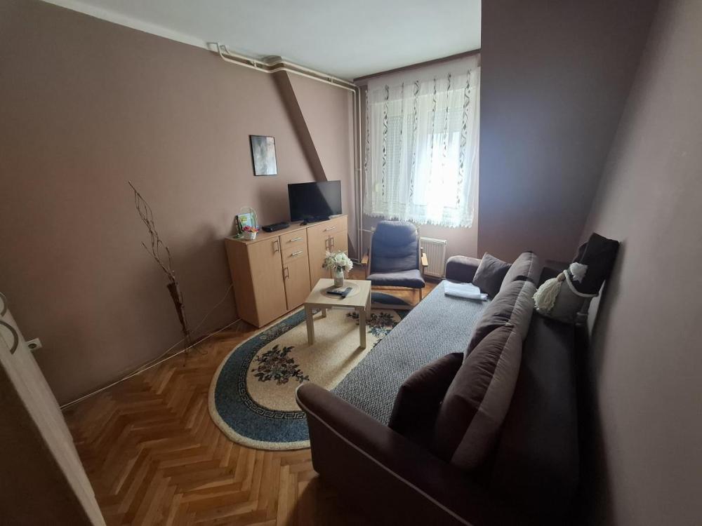 Slika 5 - Dvosoban stan za izdavanje, 49m2, 500€