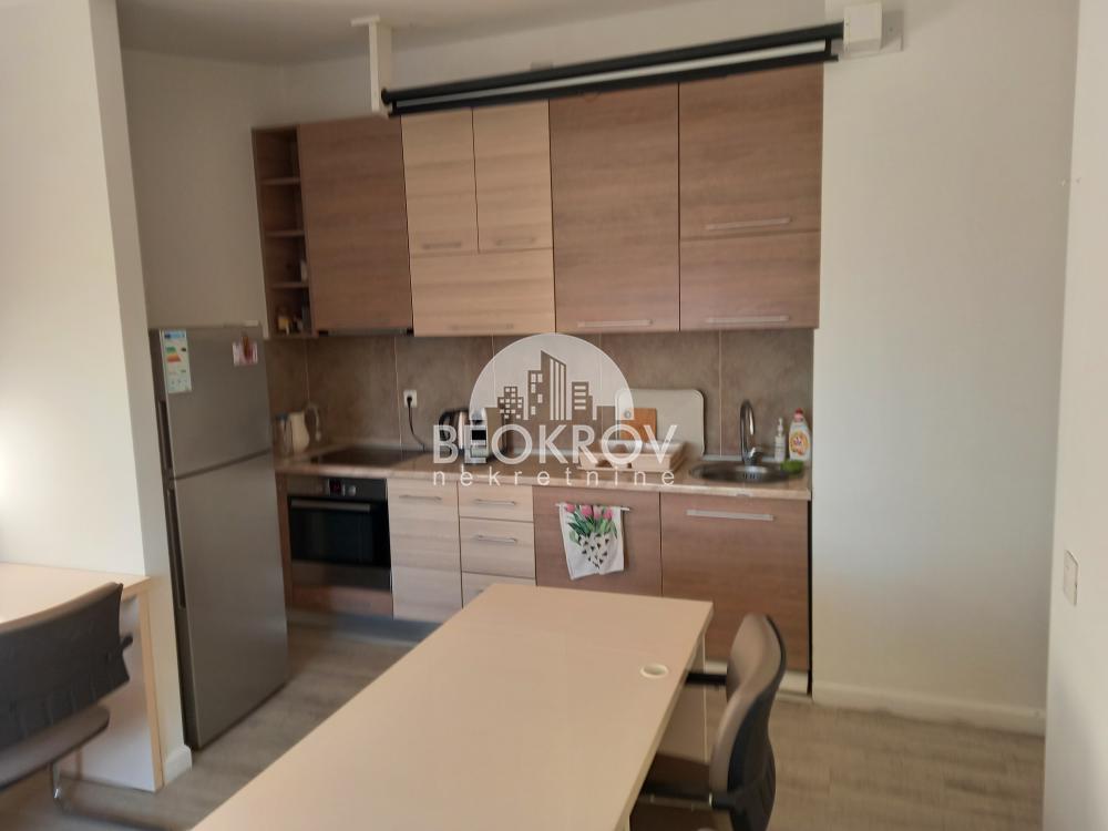 Slika 10 - Đakovačka, Četvoroiposoban stan za izdavanje, 118m2, 1.590€