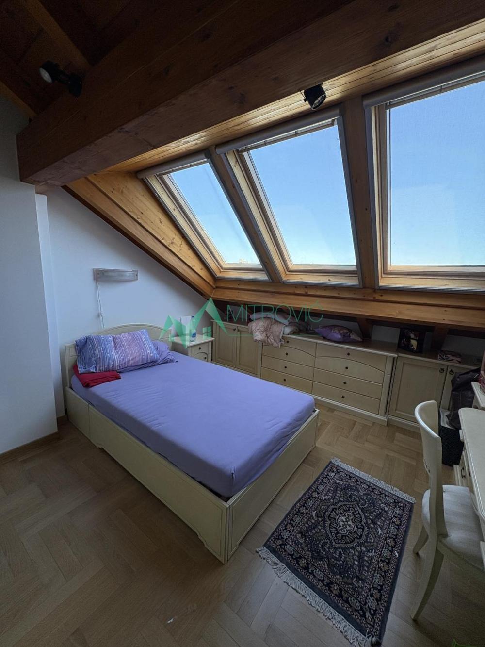 Slika 9 -  Stan na prodaju, 266m2, 700.000€