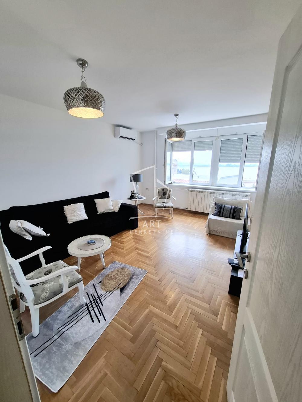 Slika 1 - Karađorđeva, Dvosoban stan za izdavanje, 60m2, 1.000€