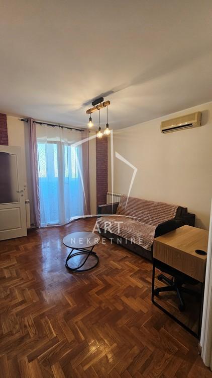 Glavna slika -Nikšićka, Jednoiposoban stan za izdavanje, 37m2, 600€