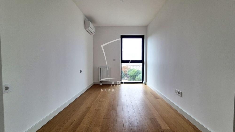 Slika 8 - Batutova, Trosoban stan za izdavanje, 77m2, 1.000€
