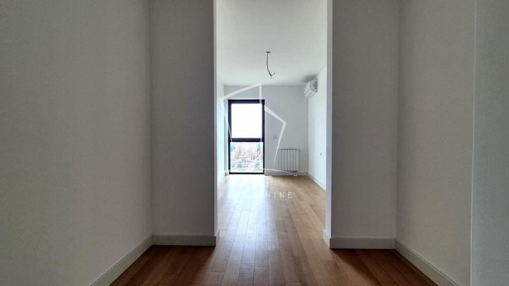 Slika 3 - Batutova, Trosoban stan za izdavanje, 77m2, 1.000€