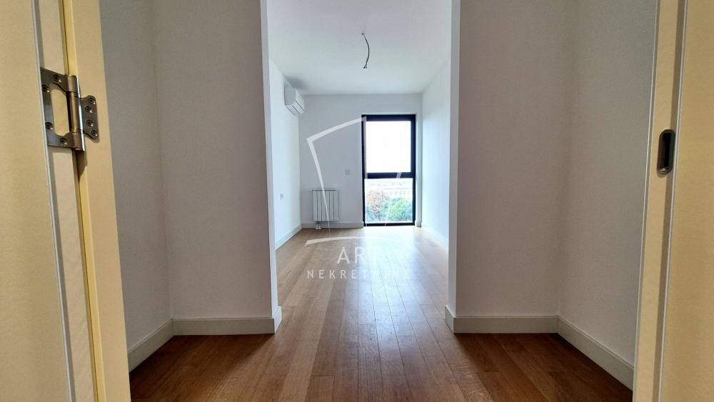 Slika 4 - Batutova, Trosoban stan za izdavanje, 77m2, 1.000€