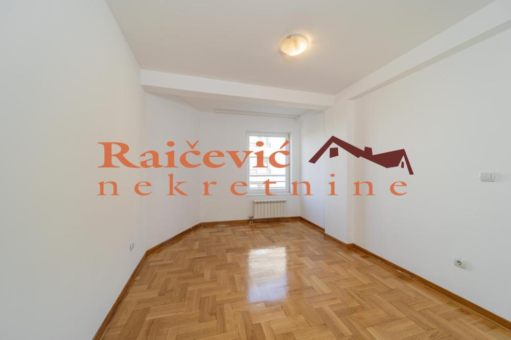 Slika 7 - Kajmakcalanska, Trosoban stan na prodaju, 65m2, 305.500€
