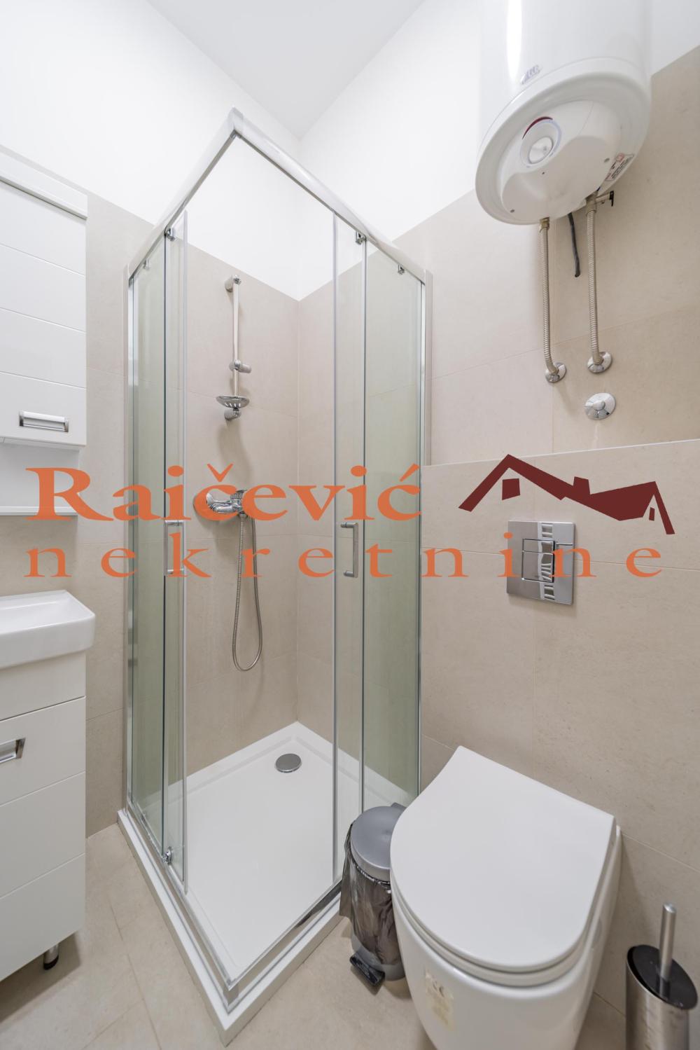 Slika 5 - Karadjordjeva, Šestoiposoban stan na prodaju, 211m2, 890.000€