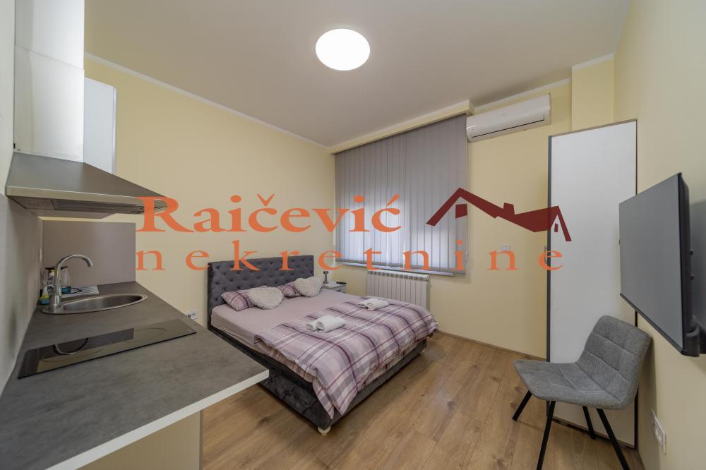 Slika 7 - Karadjordjeva, Šestoiposoban stan na prodaju, 211m2, 890.000€
