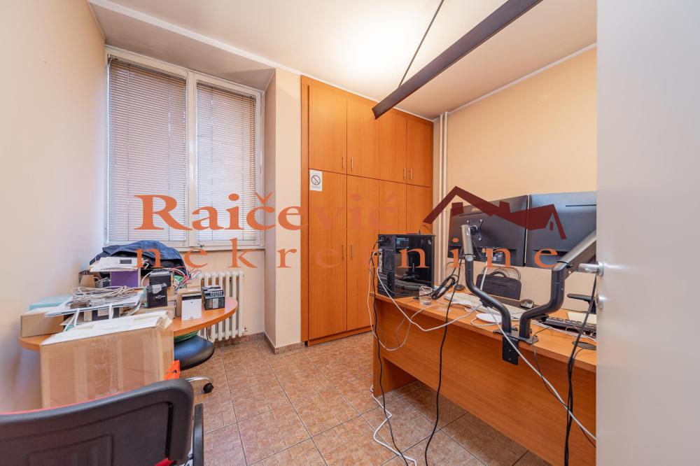 Slika 3 - Pozeska,  Lokal na prodaju, 138m2, 280.000€